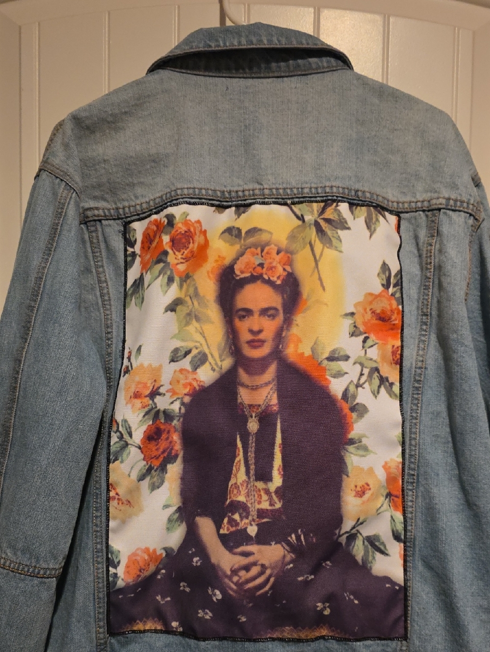 Frida Kahlo graphic Denim Jacket with Floral Portrait Patch - Blue
